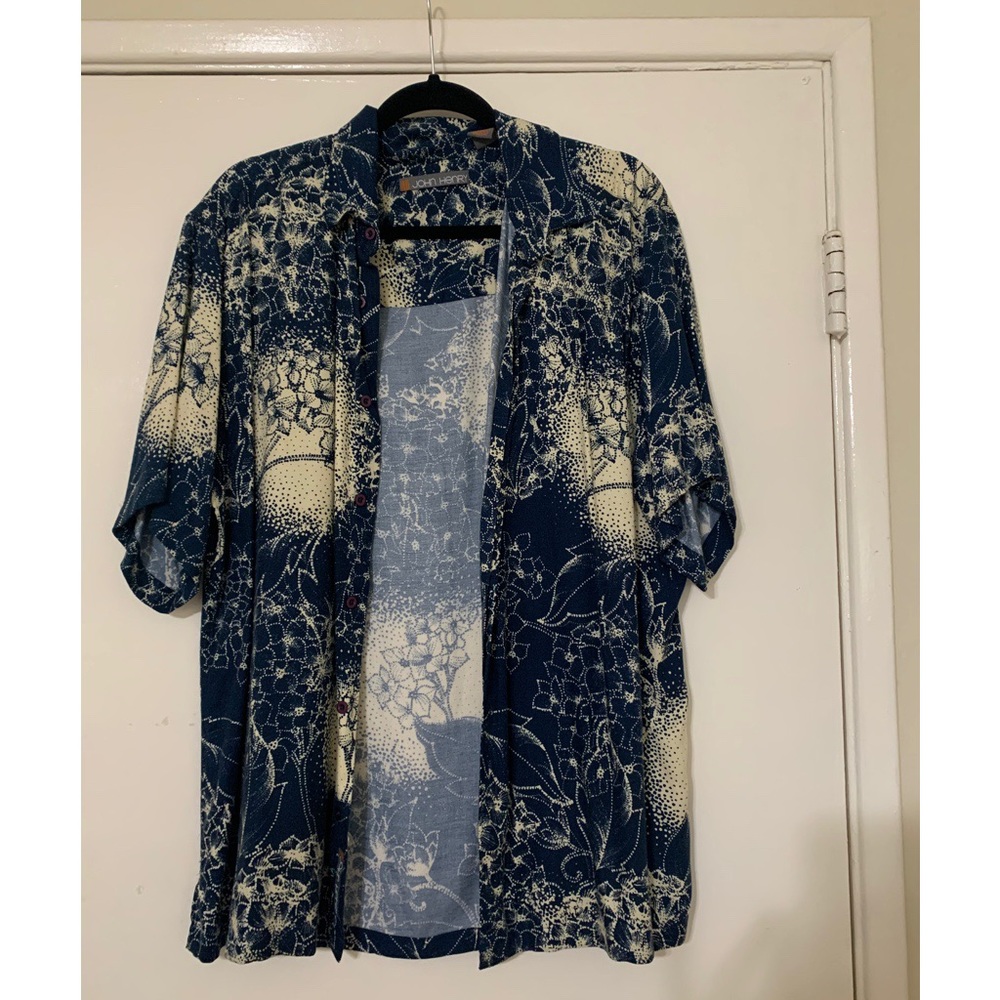 Unisex button down!
